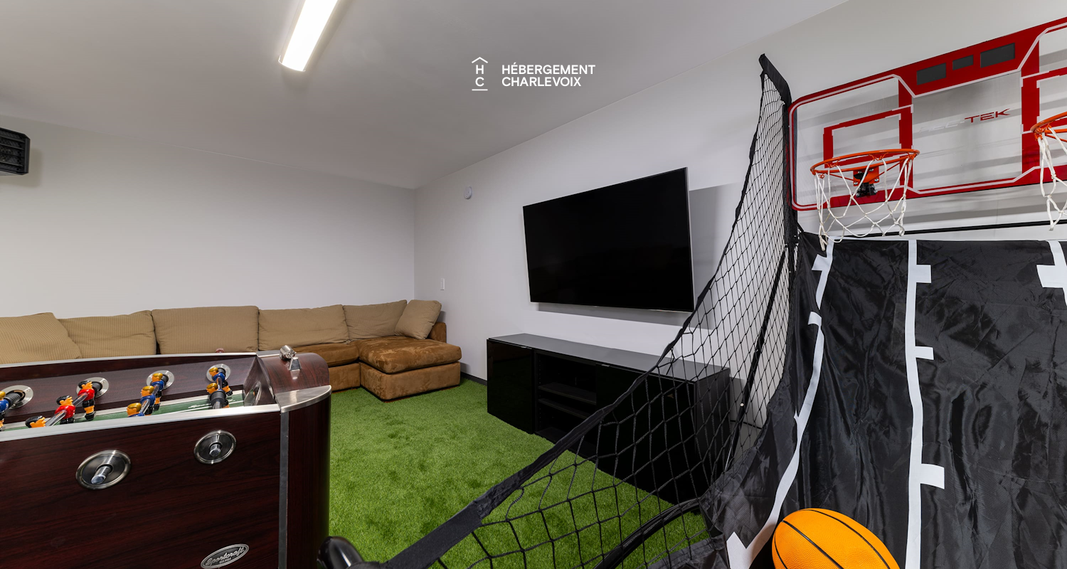 Chalet Grande-Pointe 24 - Is located at less than 200 meters from the chairlift